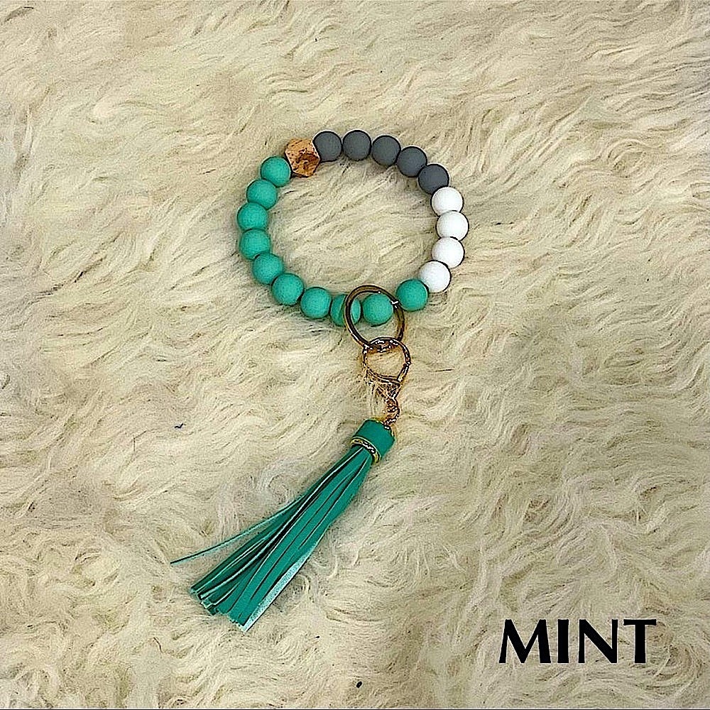 🆕🌿🩵MINT Wristlet Keychain with Tassel
